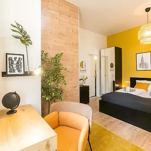  Apartment A13- Boutique Apartments, Location, By Bqa